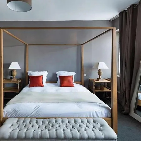 Hotel La Licorne & Lyons-la-Foret