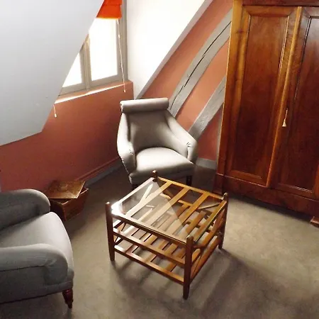 Hotel La Licorne & 4*