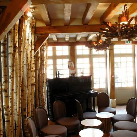 La Licorne & 4* Lyons-la-Foret