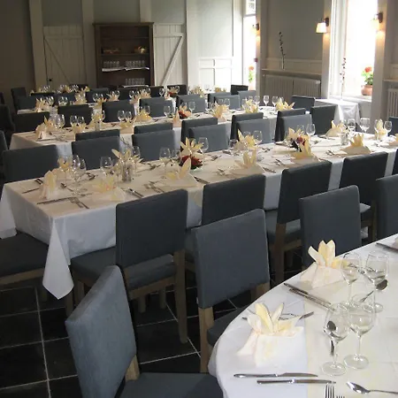 Hotel La Licorne & 4*