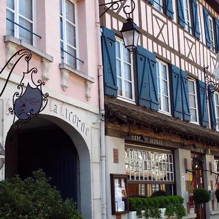 Hotel La Licorne & Lyons-la-Foret