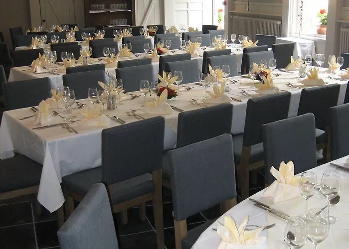 Hotel La Licorne & 4*